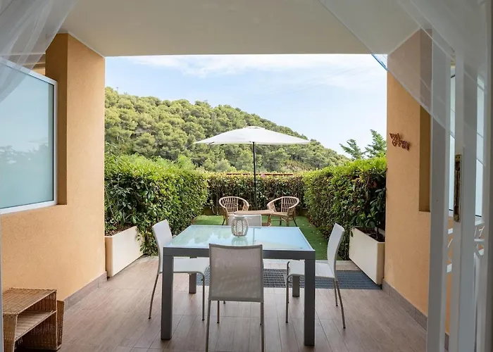 Lillo's - Relax & Pool * Vallecrosia